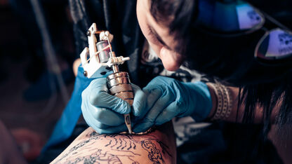 Dit zijn de 9 pijnlijkste plekken voor een tattoo