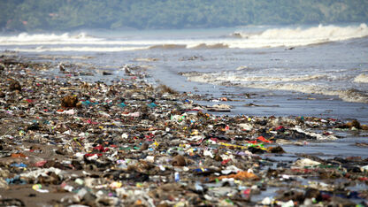 Shocking: zoveel plastic drijft er in onze oceanen + WIN