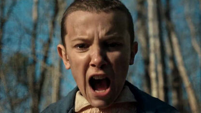 Wow: Zo ziet Eleven uit Stranger Things er in het echt uit