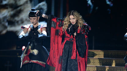 Even gluren: Naakt-selfie Madonna zorgt voor flink wat opschudding