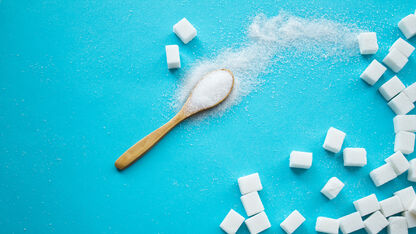 Verborgen suikers: hoe je ze kan herkennen + de 10 etenswaren waar je ze vooral in terugvindt