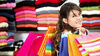 Vrouwen passen ongeveer 21.000 kleren