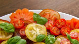 Recept: Bonte tomatensalade 