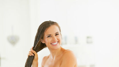 Zeg maar gedag tegen je frizzy hair met deze tips! 