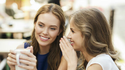 Mean girls: 5 lezeressen over hun sneaky vriendinnenstreken