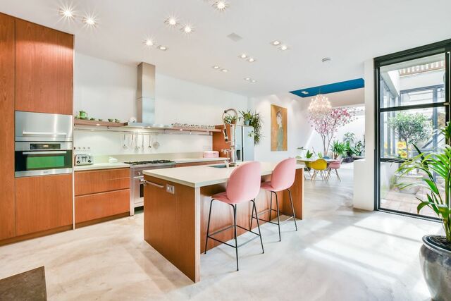 carice van houten huis amsterdam 