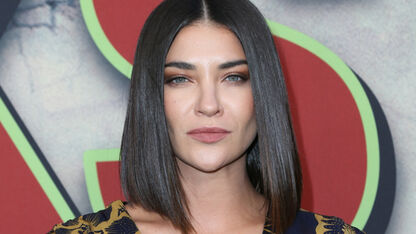  Gossip Girl-actrice en ex van Ed Westwick reageert op verkrachting beschuldigingen 