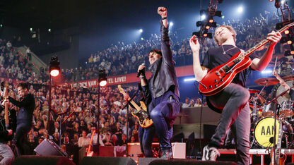 YES! Er komt een speciale editie van Vrienden van Amstel Live en The Flying Dutch