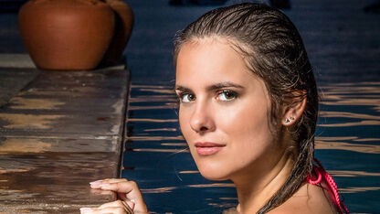 Je lacht je rot: hier herken je verleidster Inge uit Temptation Island dus van