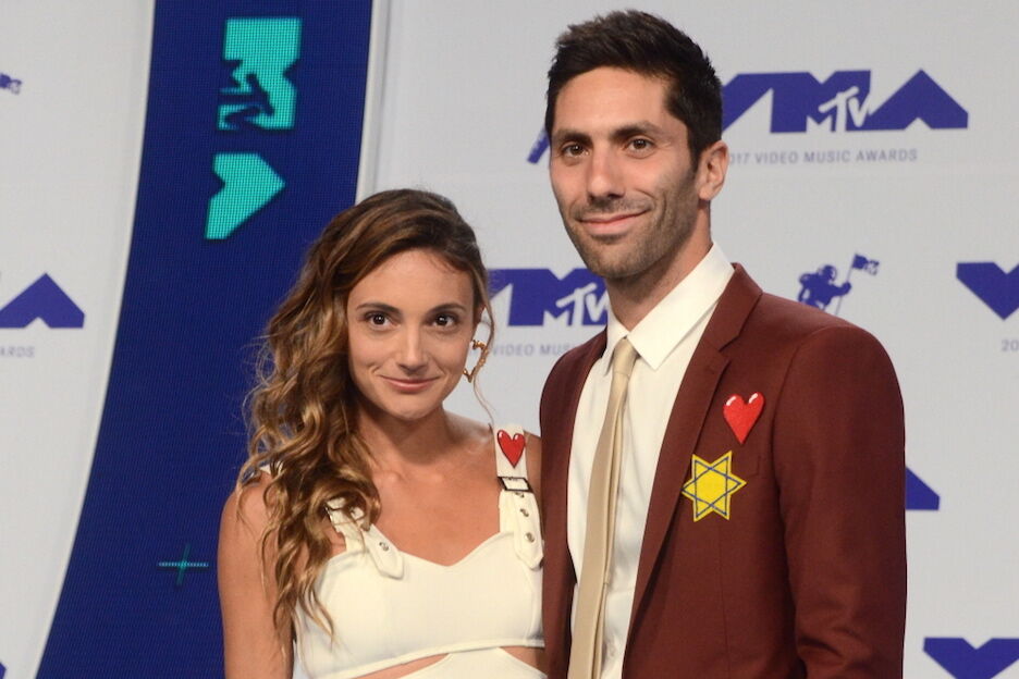 Catfish-presentator Nev is geschorst na beschuldigingen seksueel wangedrag