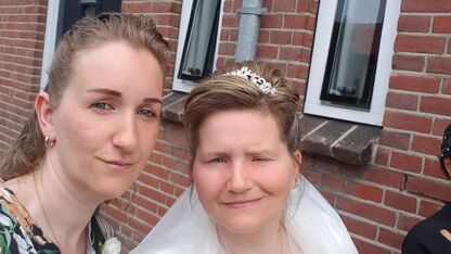 Jessica: 'Mijn zus heeft na veel ellende haar geluk gevonden' - Zus in het Zonnetje