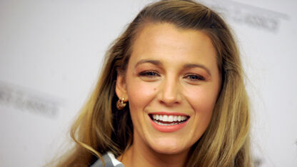 Vrouw ontdekt jaren later dat ze als 5-jarige met Blake Lively op de foto stond