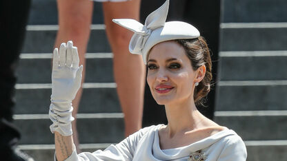 Oei: Vrienden maken zich zorgen over te magere Angelina Jolie