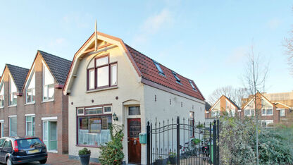 Hoera! Villa Kakelbont staat te koop in Zaandam