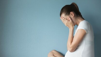  Zwangerschapsvergiftiging werd niet opgemerkt bij Karen: ‘Ik lag op het randje van de dood’