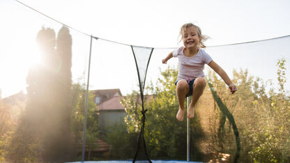 Aanbieding van de dag: dikke korting op trampolines bij Bol.com