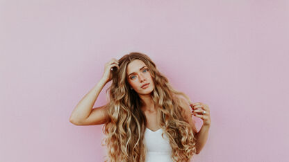Hoe snel groeit haar? 6 tips voor snellere haargroei!