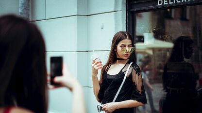 Instagram vs. reality: deze accounts tonen de realiteit achter ‘perfecte plaatjes’