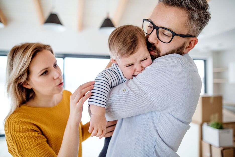 Baby heeft hoofd gestoten: hoe weet je of het ernstig is?