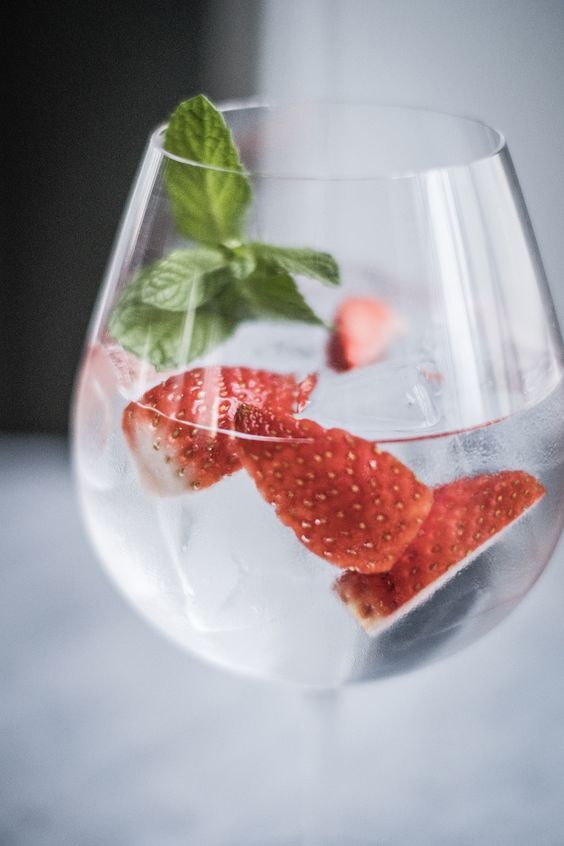 gin tonic aardbei
