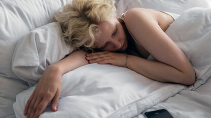 Hoe deze eeuwige snoozer en telefoonverslaafde een ochtendmens werd
