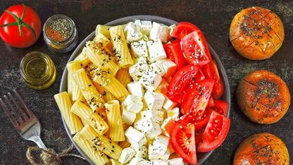 Dit viral pasta recept met feta wil je proeven!