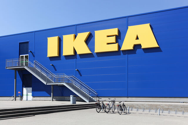 IKEA blundert gele sticker jas
