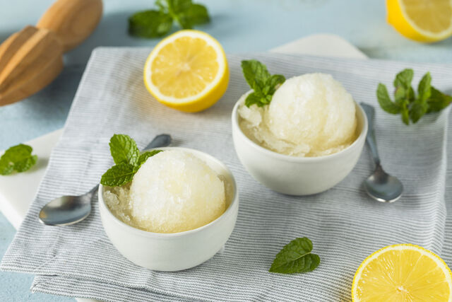zelfgemaakt Radler sorbet ijs