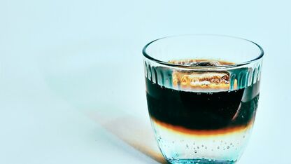Koffie met tonic wordt het drankje van deze zomer