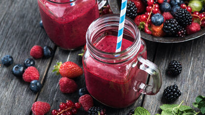 Het perfecte zomerdrankje. Zo maak je een sangria slushi 