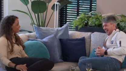 Mega ongemakkelijke date in Lang Leve De Liefde: "zijn de 24 uur al voorbij?"