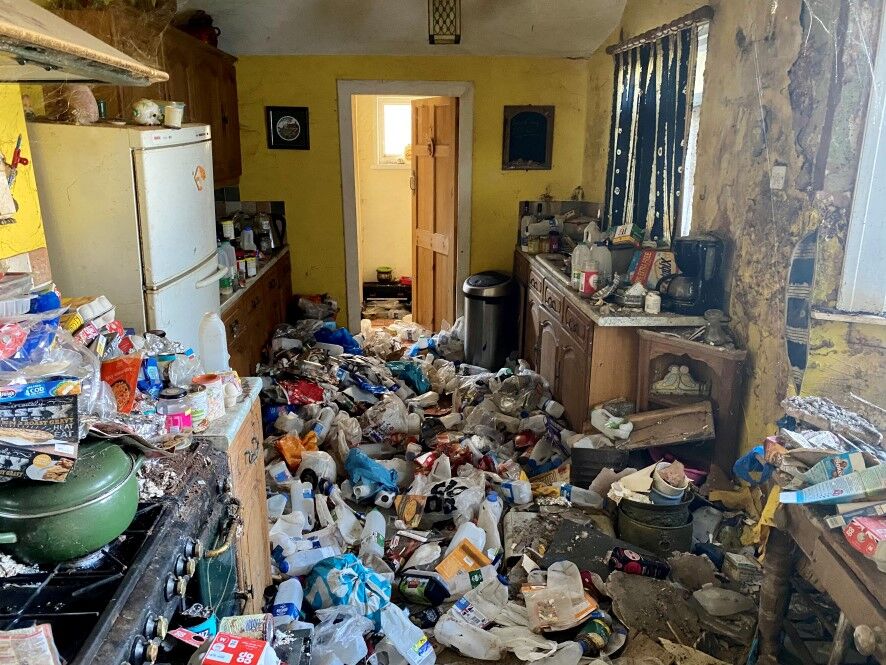 rommelige huis afval