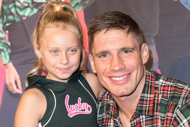 Rico Verhoeven geef update over dochter nadat ze haar rug brak