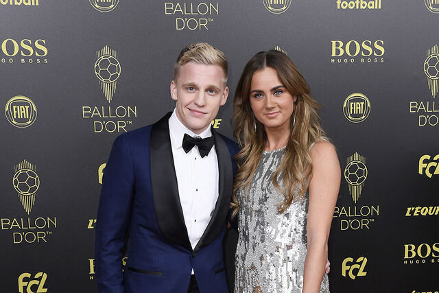donny van de beek estelle bergkamp geslacht eerste kindje
