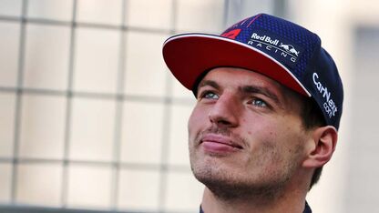 FOTO: Zo ziet de moeder van Max Verstappen eruit