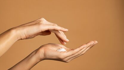 Deze voordelen van dagelijks SPF smeren ken je nog niet