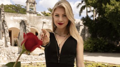 Heftig: Romy uit De Bachelor belandt in ziekenhuis in Sri Lanka