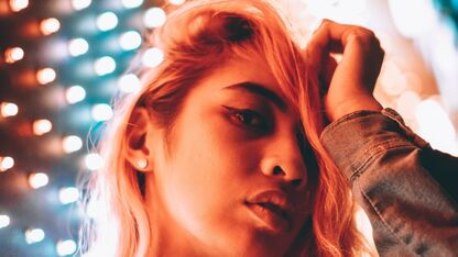 Glitter hair extensions gaan viral op TikTok