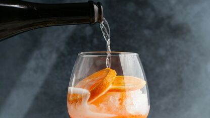Deze Aperol Spritz taart wil je maken
