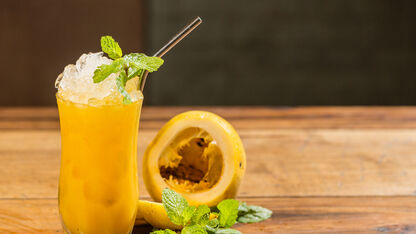 Deze mocktail met passievrucht is het perfecte drankje om deze zomer te proberen