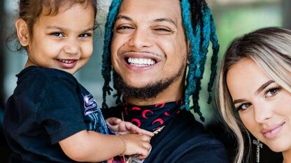 Bingen maar: nieuw seizoen 'Ronnie: de familie Flex' staat nu op Videoland