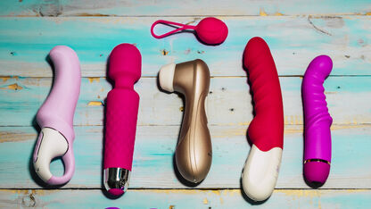 Het is vandaag Seks Toy Day: deze speeltjes zijn onmisbaar in de slaapkamer