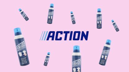 Ideaal: met deze goedkope spray van Action spuit je alle kreukels uit je kleding