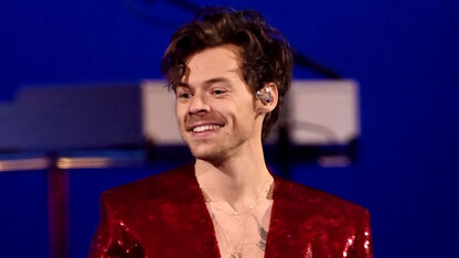 Geweldig: Harry Styles doet gender reveal voor fan Romy (26) tijdens zijn concert in Amsterdam