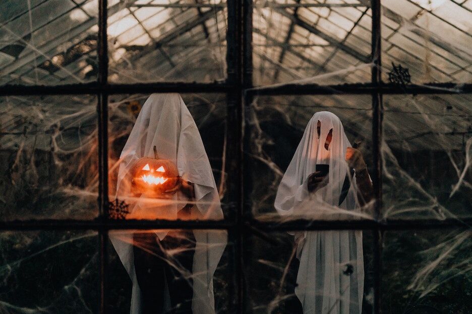 10x Halloween outfit inspiratie voor koppels