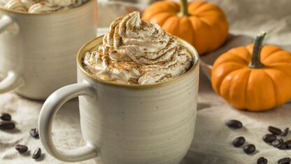 Zo maak je de viral Pumpkin Spice Latte zelf