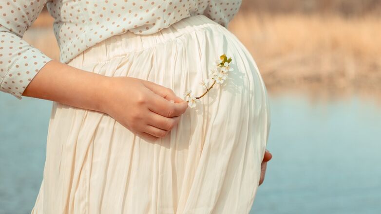 Stijlvol zwanger: rokken voor elk trimester