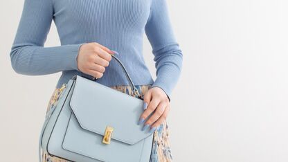 Op zoek naar een leuk cadeau? Bekijk deze trendy handtassen