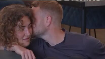 Dat gebeurde dus echt in de sauna… Peter en Julia gaan wéér te ver in De Bondgenoten