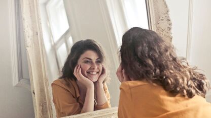 Warning! Psycholoog laat weten dat er één eigenschap is die alle narcisten laten zien